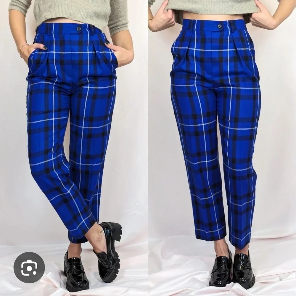 ESCADA‎ Vintage Wool High-Waist Blue Plaid Straight-Leg Trousers. Size 34 (US 0)